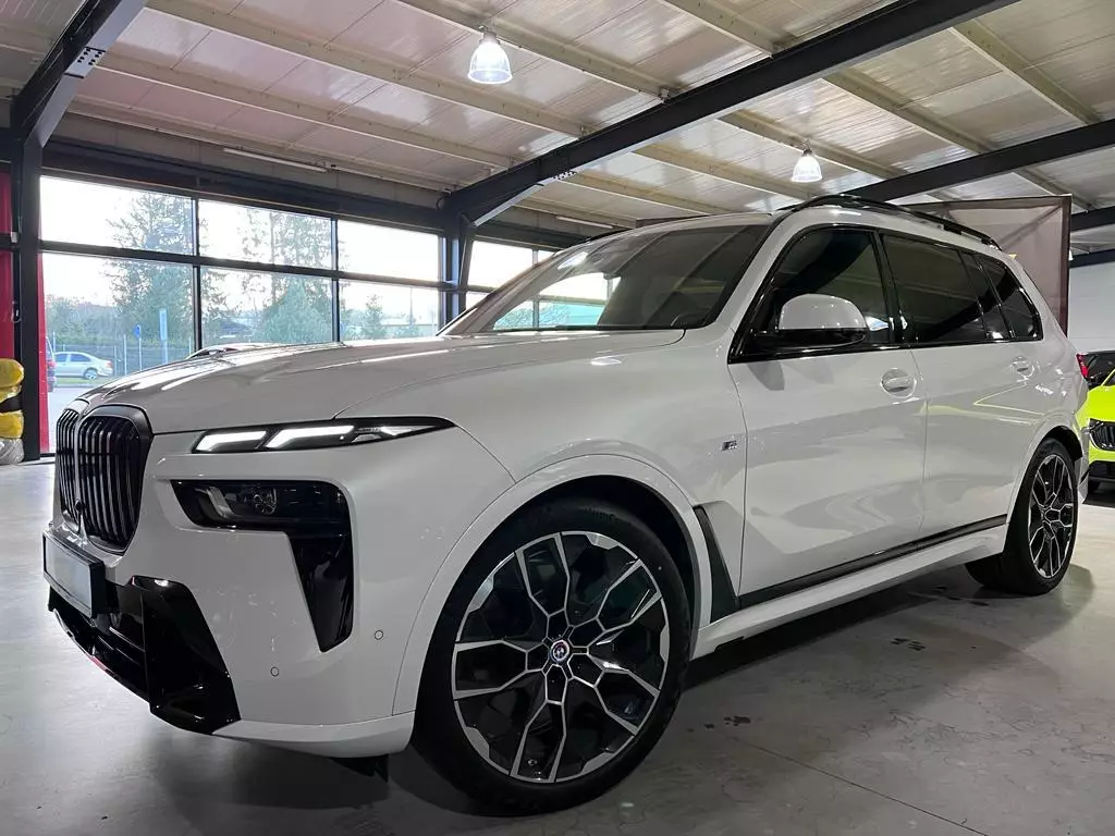 Dostupné BMW X7 k zapůjčení